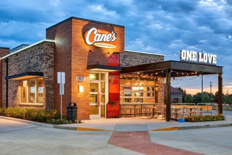 Raising Cane's location