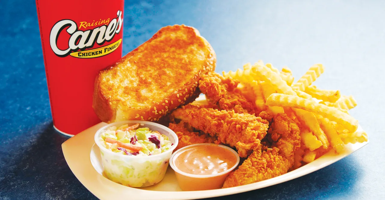 Quick Canes Orders for Starbucks Partners on a Short Break